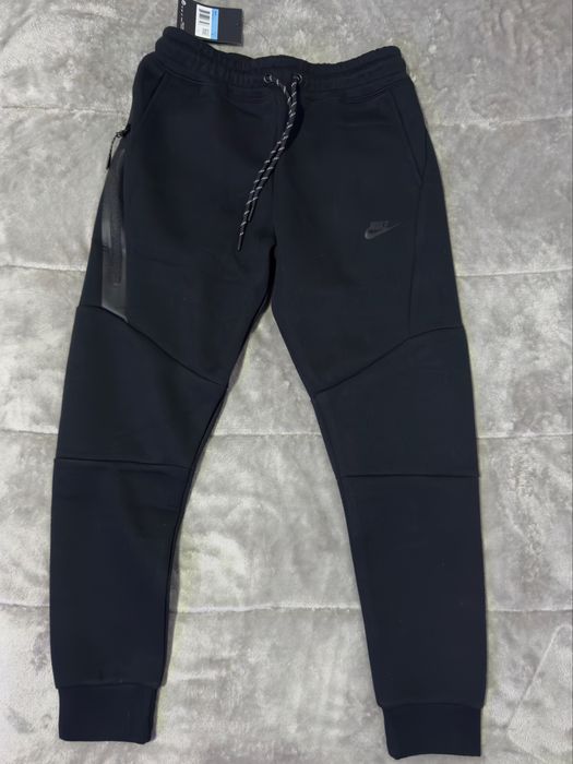 Nike tech fleece