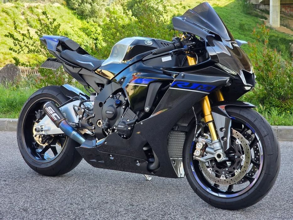 Yamaha YZF  R1M