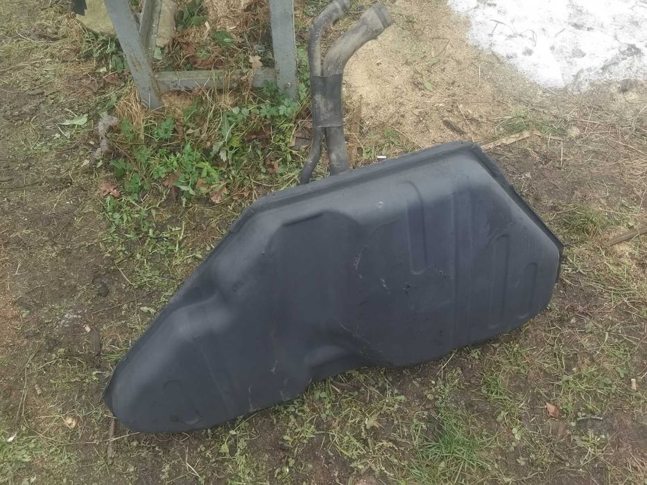 Продається бензобак опель вектра б