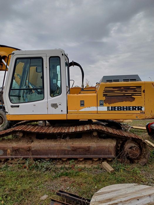 Екскаватор LIEBHERR