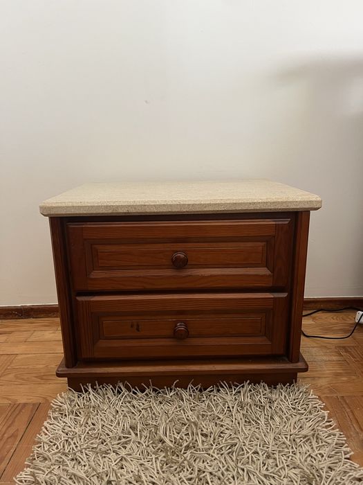 Mobilia quarto.