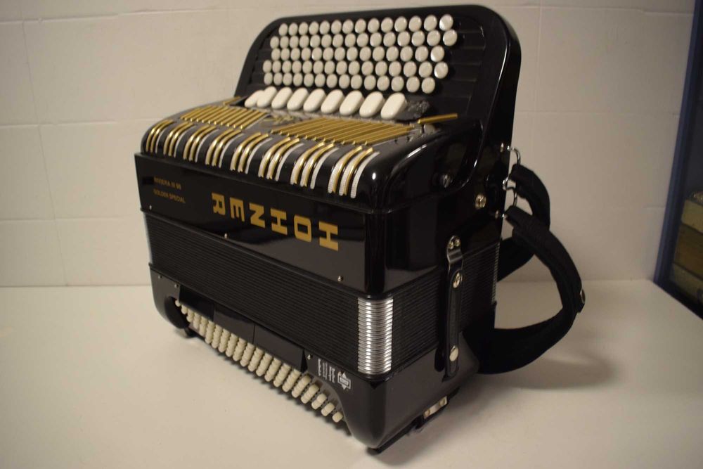 Acordeao Hohner Rveira III Gold 3 Voz, N . 116
