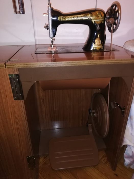 Maquina costura singer