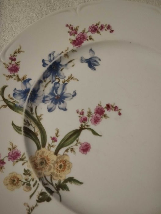 Porcelana z JL Menau von Henneberg