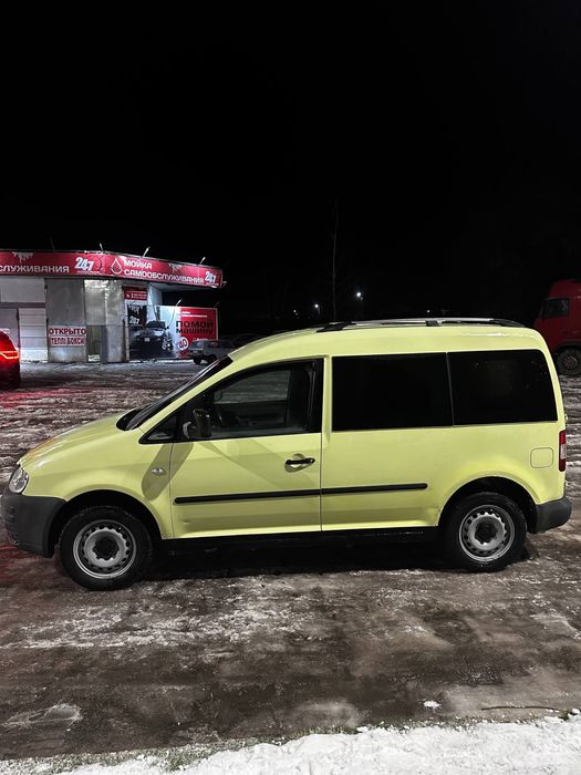 Volkswagen Caddy 1.9 tdi 2006 рік