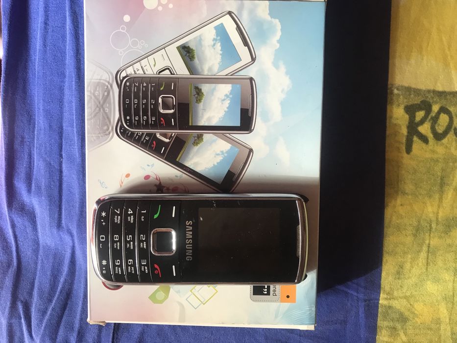 Телефон старой модели