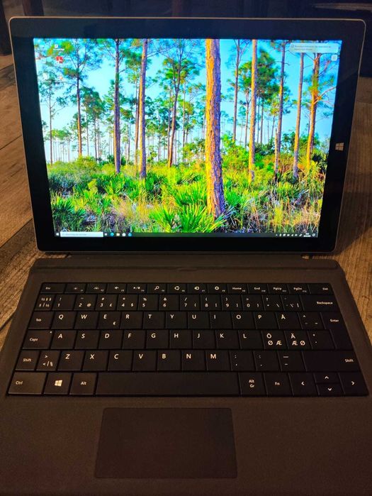 Laptop 2w1 Microsoft Surface 3 Pro Intel i5 8/256 GB podświetlana klawiatura matryca 2K