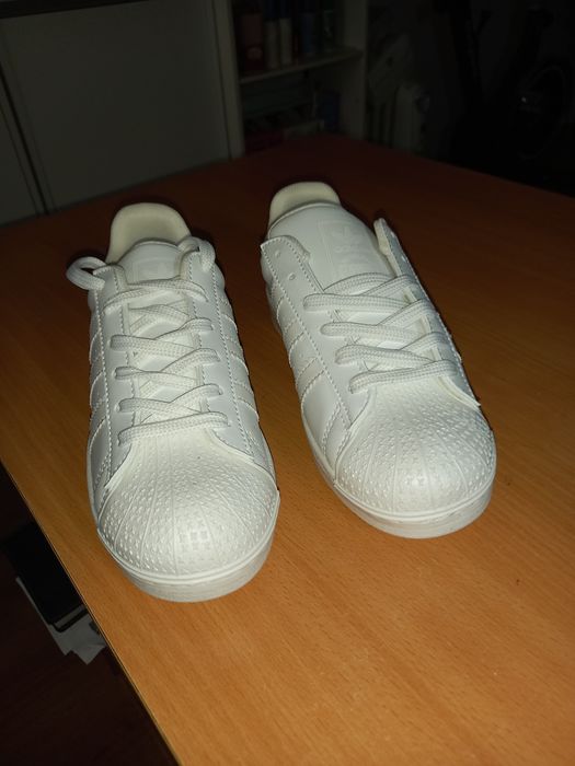 Adidas Superstar