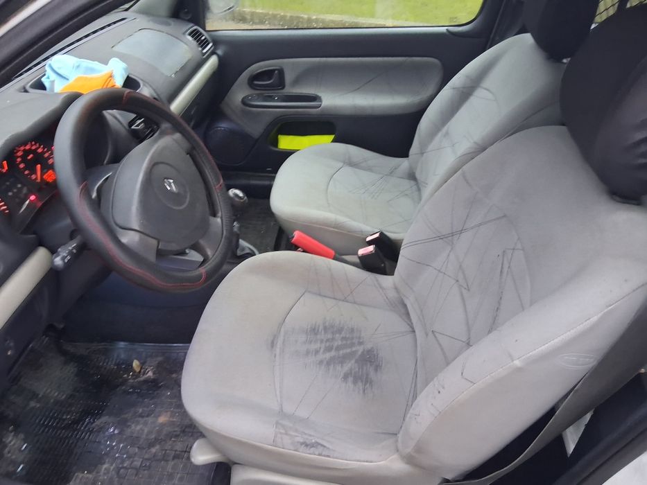 Renault clio comercial