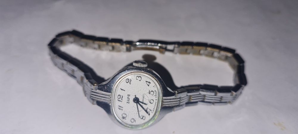 Zegarek damski mechaniczny Zaria