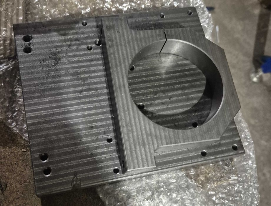 Чавунна станина для фрезерних верстатів ЧПУ, CNC 400х500х150