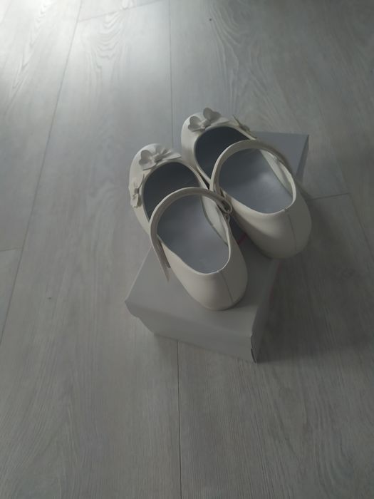 Buty komunijne dla dziewczynki 34