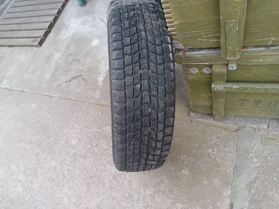 Продам резину Dunlop grand trek sj 6 225*65*R18, 103Q