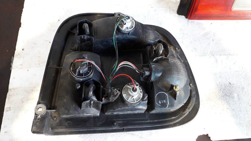 Farol Direito e Farolim SUZUKI BALENO