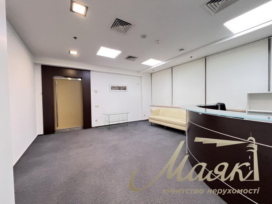 Аренда офиса 112 кв.м в бизнес центре на ул. Богдана Хмельницкого