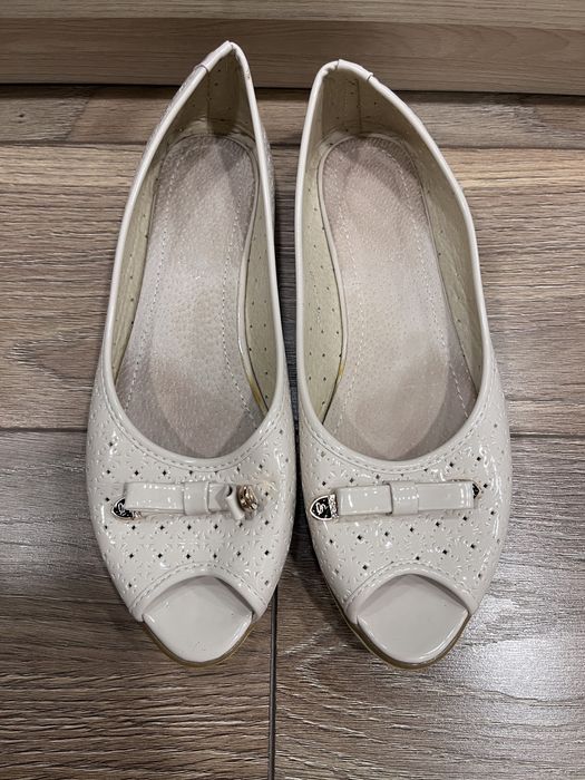 Женские лаковые босоножки, жіночі босоніжки, балетки