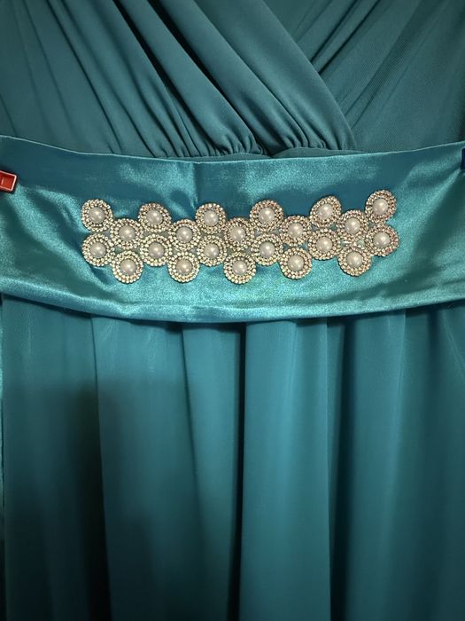 Вечірні випускні плаття