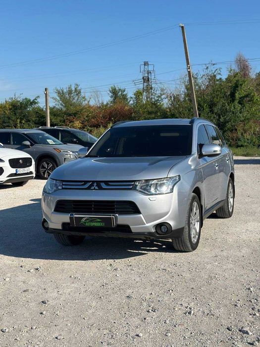 Mitsubishi Outlander 2012 2.4 газ/бензин, обмін [Перший внесок від 20%]