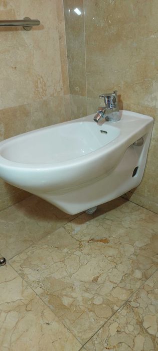 Loiça Casa de Banho (Retrete, Bidé, Lavatório) Sanitana