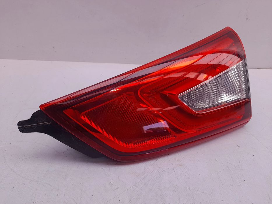 Farolim da mala direito NISSAN Qashqai II (J11)