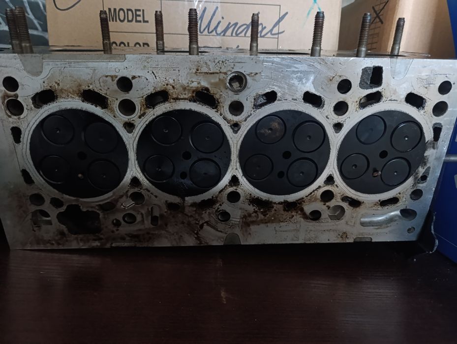 ГБЦ головка блоку Skoda Octavia A7 1.6 2.0 TDI