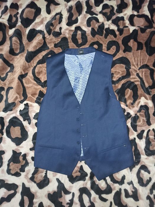 Продається боді ,жилетка та штани для  танців