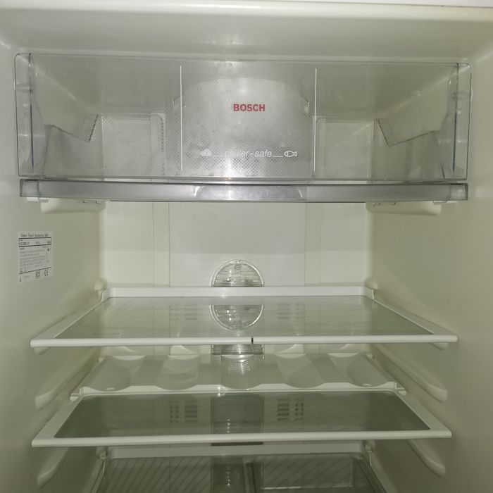 Холодильник Bosch ksu 32600 ie/07