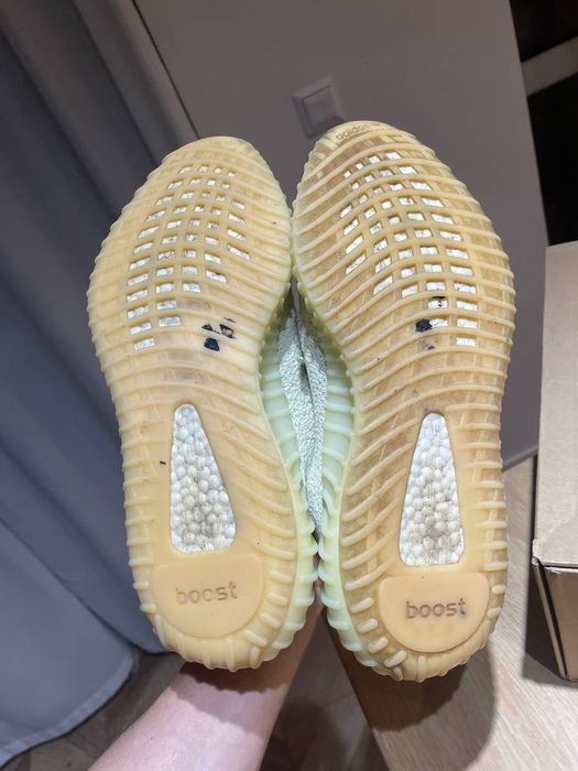 adidas Yeezy boost 350 v2 butter 43 white bone black zebra carbon onyx