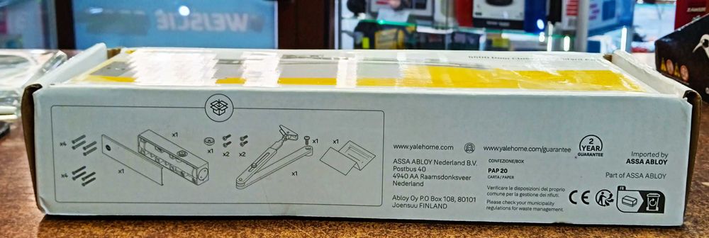 /777/ Yale Zamykacz 5500 srebrny do drzwi 100 kg z Back-Check