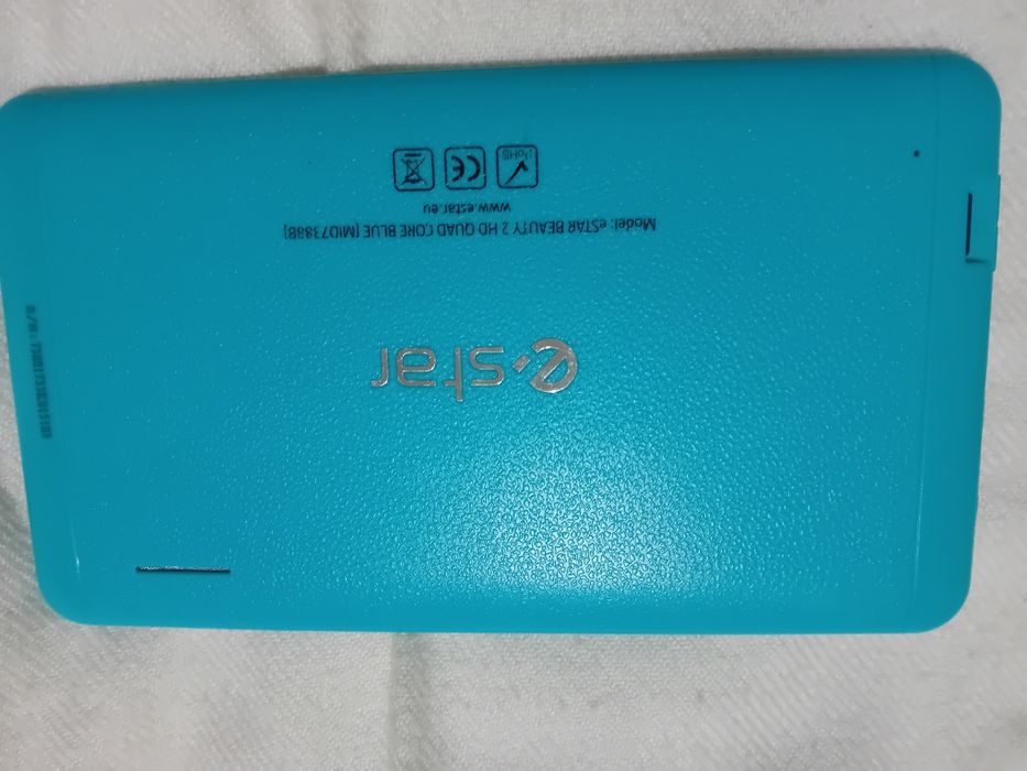 Tablet + Protective Case444250687978885121