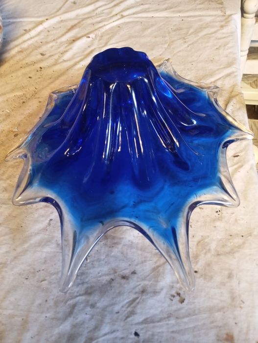 Vendo esta peça muita bonita bom estado