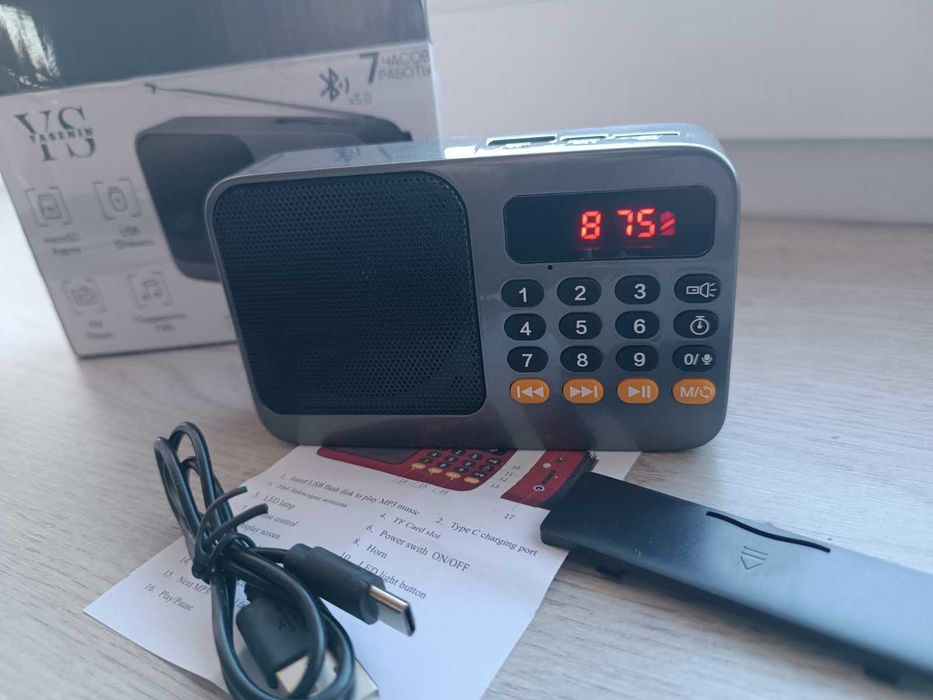Портативний FM-радіо Bluetooth 5.0,  MP3-плеєр,TF-карти, USB НОВЕ