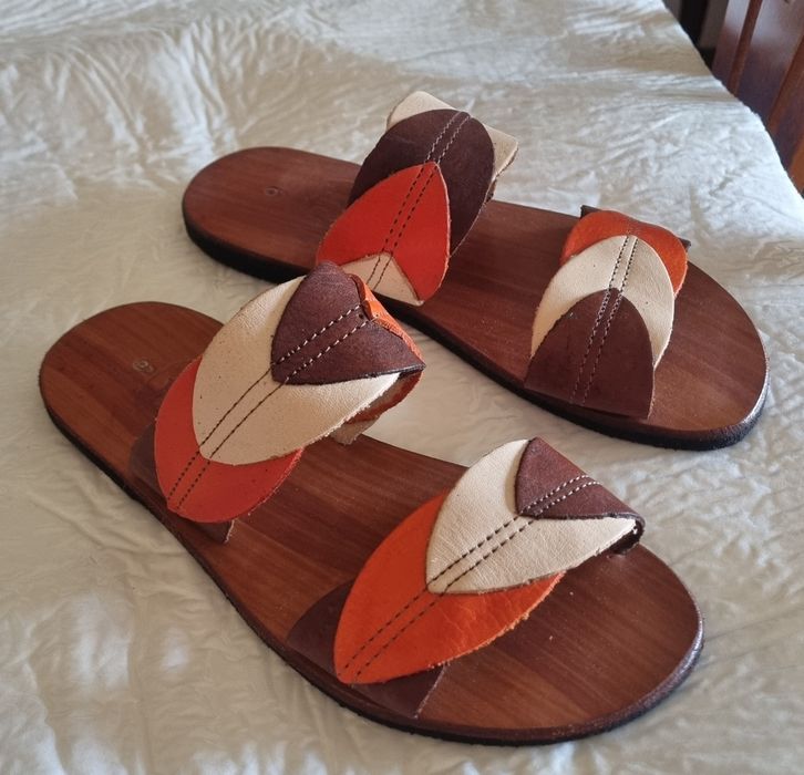 Chinelo brasileiro em couro