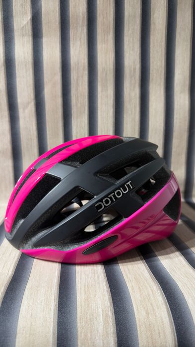 Nowy Kask Rowerowy Dotout Targa r. M (54-58cm)