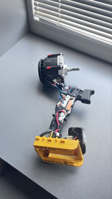 Dewalt dcf900 елекроніка з мотором
