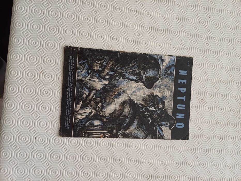 Revistas Neptuno sobre 2 guerra mundial