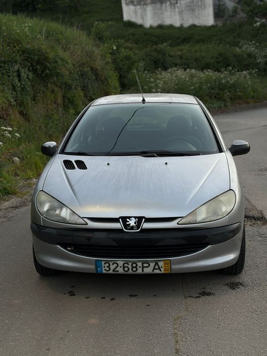 Peugeot 206  1.100 gasolina