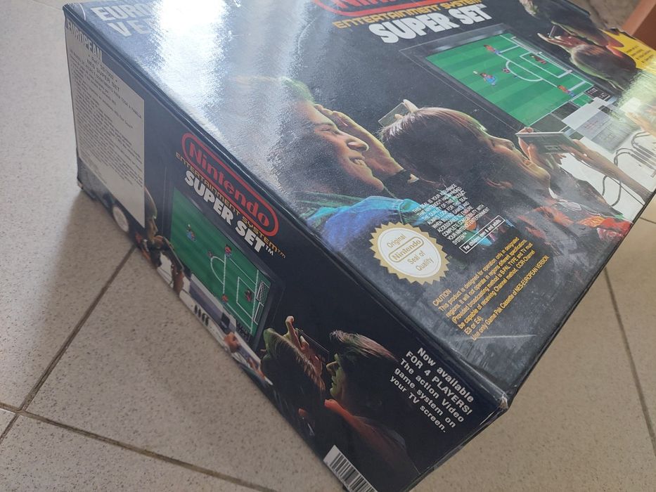 Consola NES Nintendo original na caixa