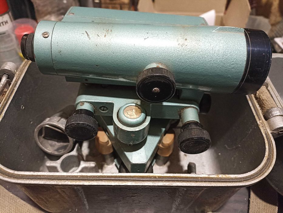 Продам Нівелір Н-3