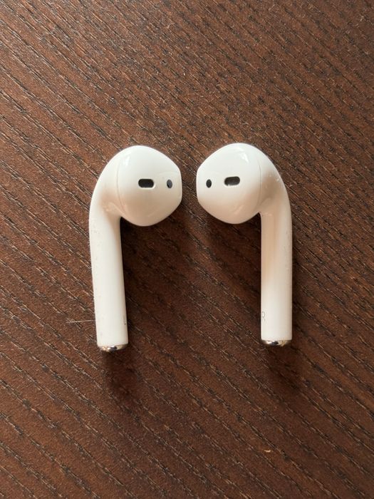 Apple Airpods 2 2019