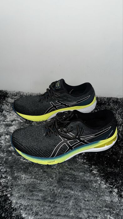 Tenis Asics GT 2000 10