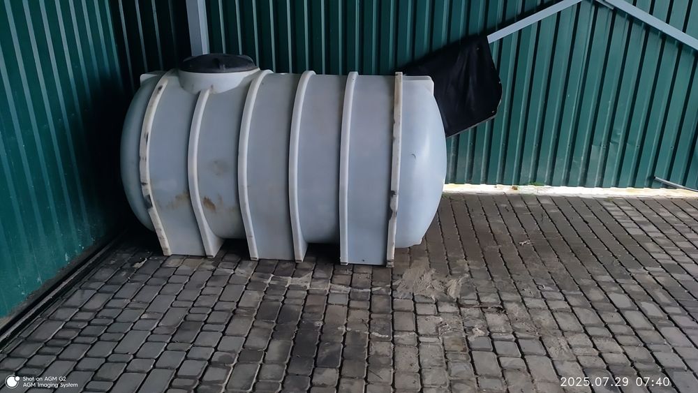 Продам бочку для технічної води 2000 л.