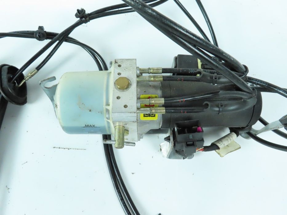Motor Hidráulico Da Capota Vw New Beetle Convertible Ref: 1Y0871611A /