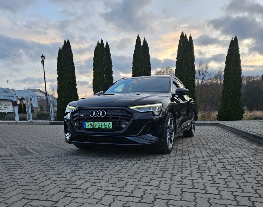 Audi e-tron