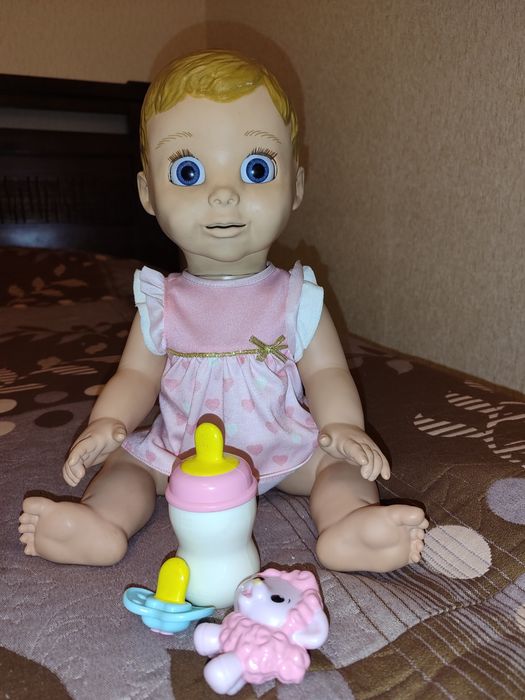 Інтерактивна лялька Spin Master Luvabella (SM22700)
