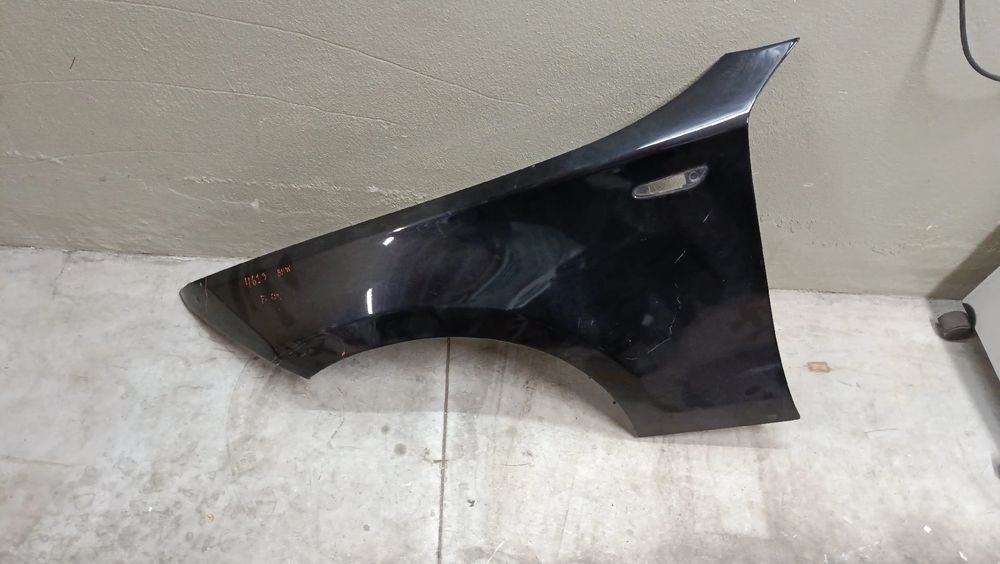 Guarda-lamas esquerdo BMW 1 (E87)