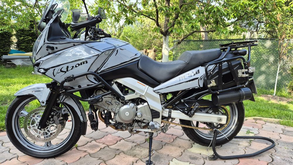 Suzuki V-Strom 650 /  DL 650 / V Strom