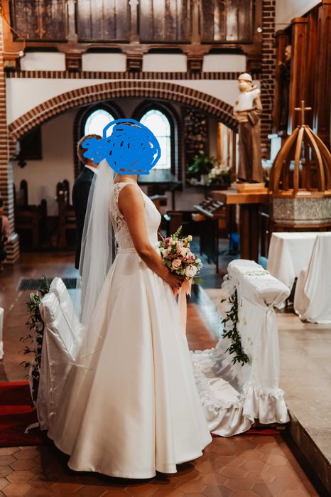 Piękna, klasyczna suknia ślubna