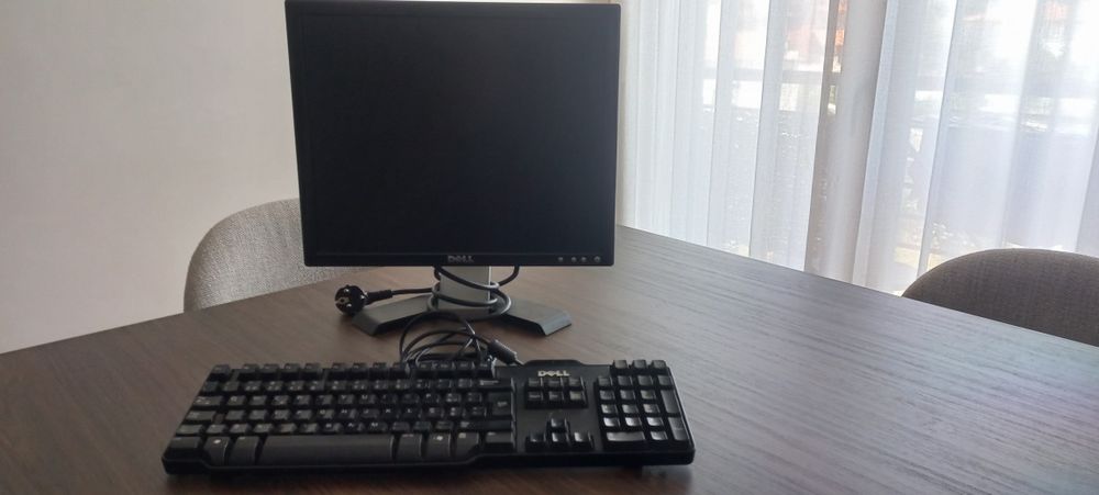 Monitor Dell 17 polegadas + teclado Dell