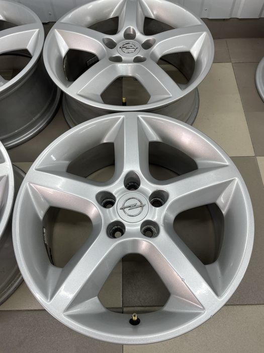 Легкосплавні Диски титани Opel R17 5/110